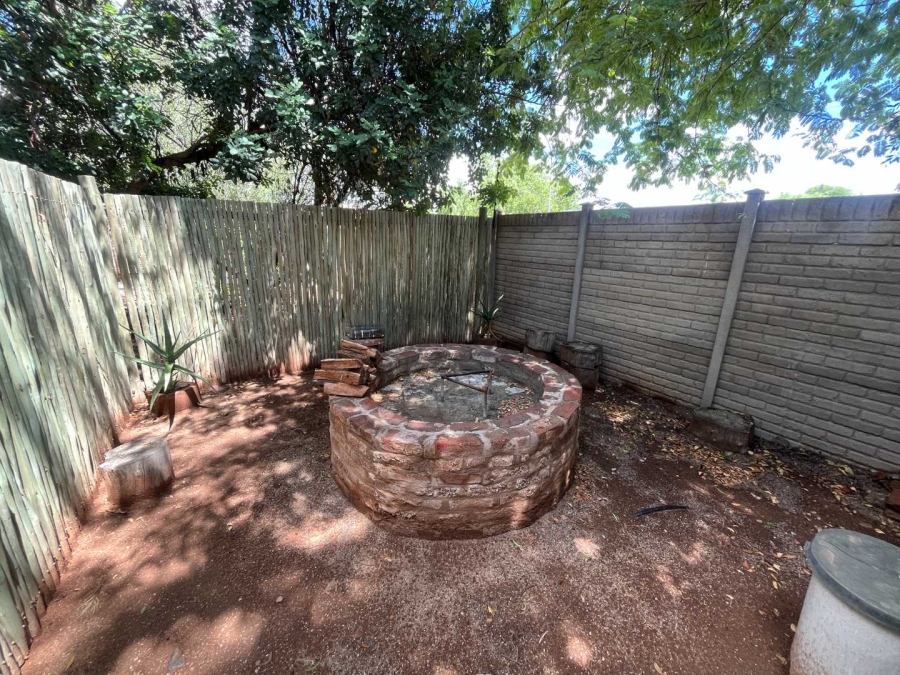 5 Bedroom Property for Sale in Die Rand Northern Cape